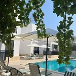 Apartment 300m To 2 Bedroom Garden Floor Flat With Pool B1 - Yeni Dunya