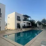 300m To 2 Bedroom Garden Floor Flat With Pool B1 - Yeni Dunya Apartment