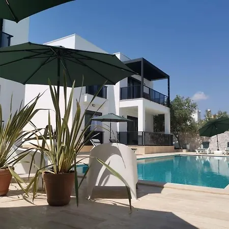 Appartement 300m To 2 Bedroom Garden Floor Flat With Pool B1 - Yeni Dunya