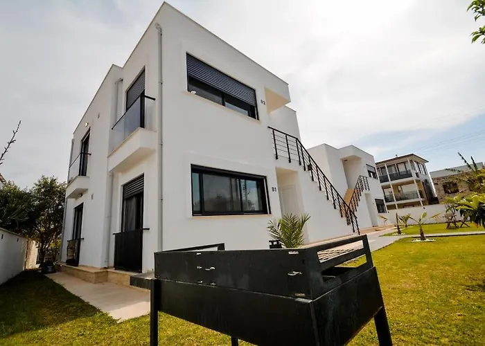 300m To 2 Bedroom Garden Floor Flat With Pool B1 - Yeni Dunya Appartement Bodrum