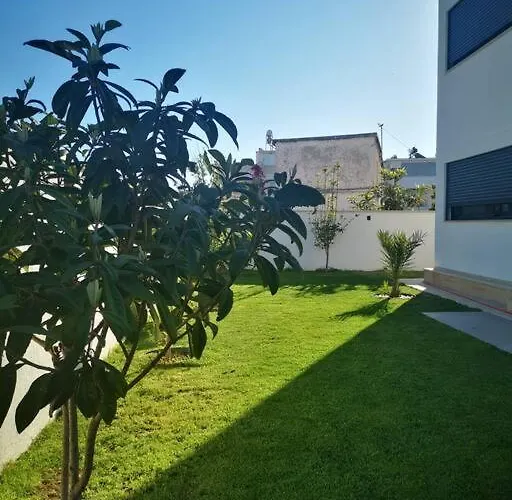 300m To 2 Bedroom Garden Floor Flat With Pool B1 - Yeni Dunya Appartement *