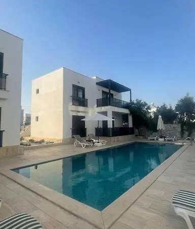 300m To 2 Bedroom Garden Floor Flat With Pool B1 - Yeni Duenya Apartman