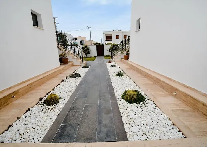 300m To 2 Bedroom Garden Floor Flat With Pool B1 - Yeni Dünya